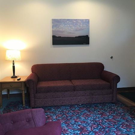 Cedar Motor Inn Marquette Rum bild