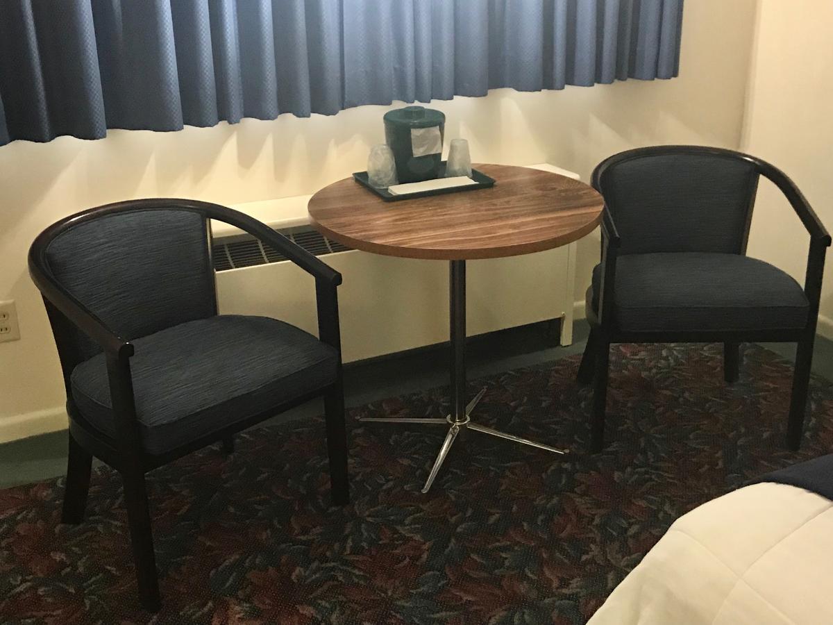 Cedar Motor Inn Marquette Exteriör bild